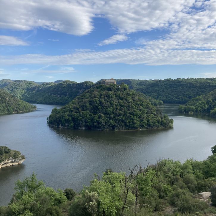 Monestir de Sant Pere de Casserres
